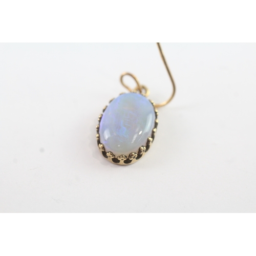 113 - 9ct gold opal drop earrings (5.1g)