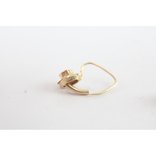 135 - 9ct gold paste hook earrings (1.7g)