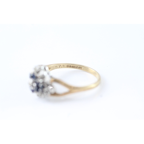 138 - 9ct gold diamond & sapphire cluster ring (2.3g) Size O 1/2