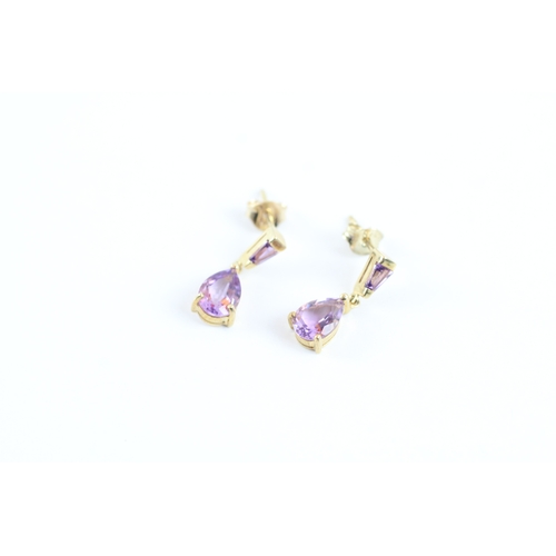 14 - 9ct gold amethyst drop earrings (1.4g)