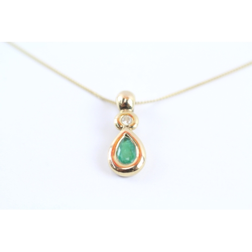 17 - 9ct gold emerald & diamond drop pendant necklace (1.9g)