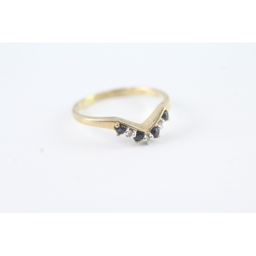 178 - 9ct gold diamond and sapphire wish bone ring (1.8g)