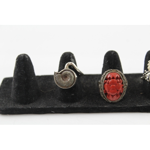 209 - Collection of Sterling Silver Rings inc. Cinnabar, Enamel, Fossil x 4 19g