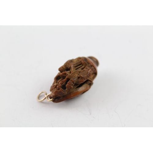 237 - Antique Carved Hediao Nut Pendant 2g