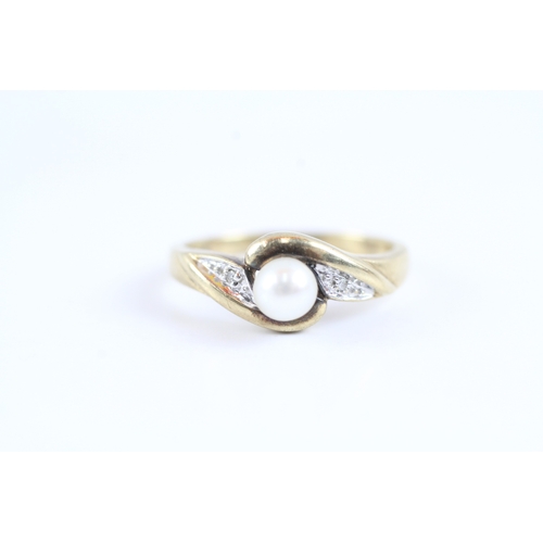 24 - 9ct gold diamond & pearl by pass dress ring (3g) Size P