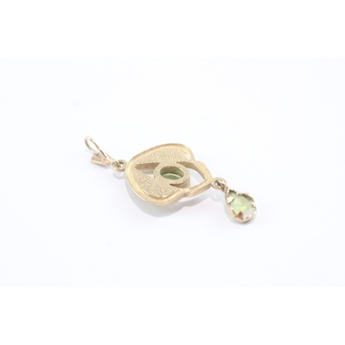 25 - 9ct gold peridot drop pendant (2.4g)