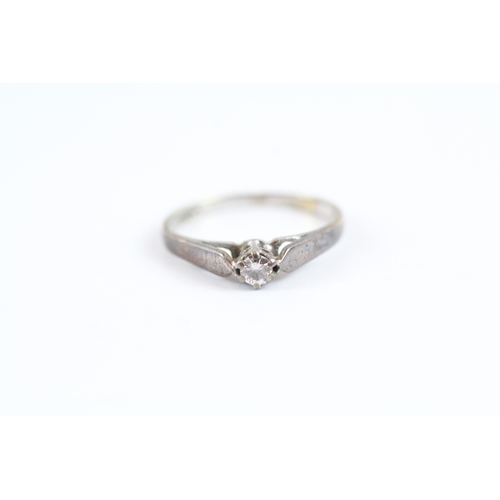 27 - 9ct gold diamond solitaire dress ring (1.4g) Size J