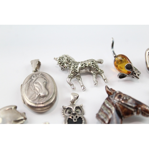 281 - Collection of Sterling Silver Animal Jewellery inc. Amber, Locket x 10 48g