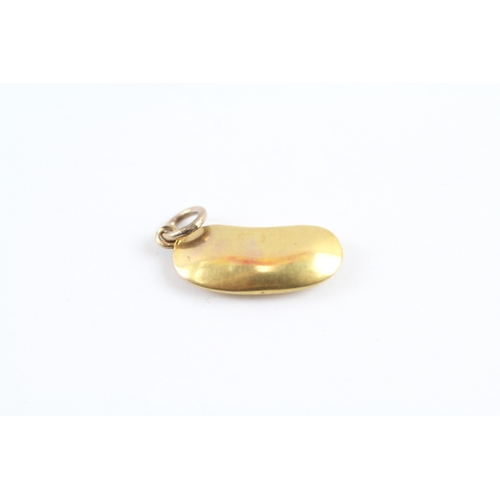 36 - 9ct gold lucky bean charm (0.6g)