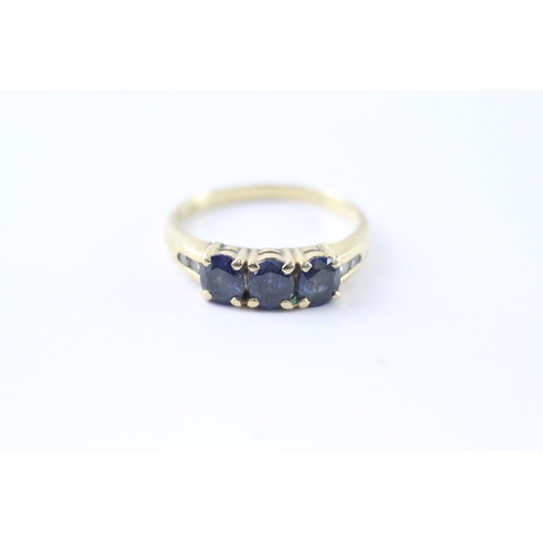 37 - 14ct gold diamond & sapphire trilogy dress ring (2.8g) Size M