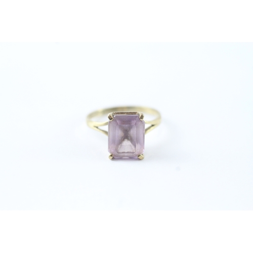 47 - 9ct gold amethyst claw set dress ring (1.9g) Size L 1/2