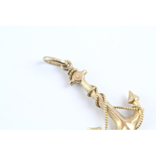 49 - 9ct gold anchor charm (1.3g)