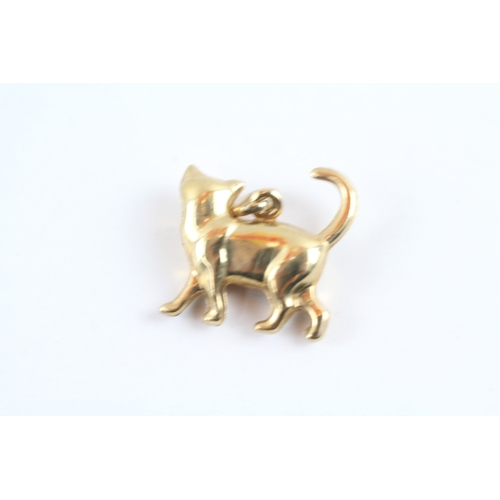 54 - 9ct gold cat pendant (0.6g)