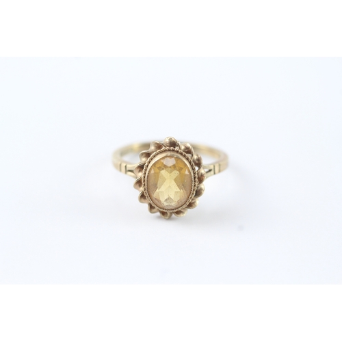 60 - 9ct gold citrine dress ring (2.8g) Size M 1/2