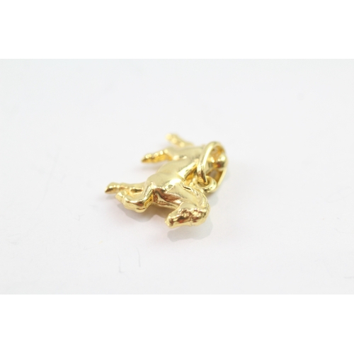 63 - 9ct gold hollow horse charm (0.8g)