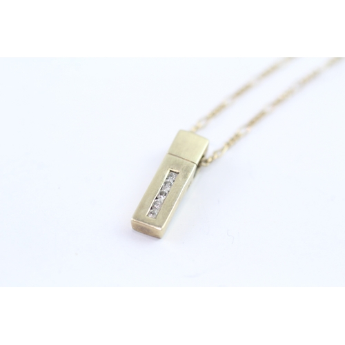 69 - 9ct gold bar five stone diamond pendant necklace (2.7g)