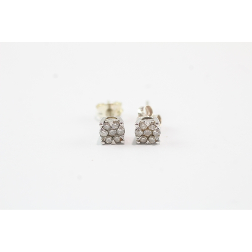 9 - 9ct white diamond stud earrings (1.1g)