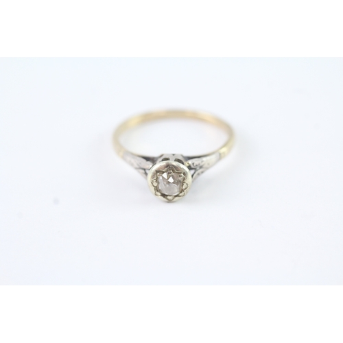 97 - 9ct gold and platinum diamond solitaire ring (2.3g) Size N