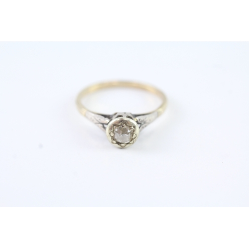 97 - 9ct gold and platinum diamond solitaire ring (2.3g) Size N