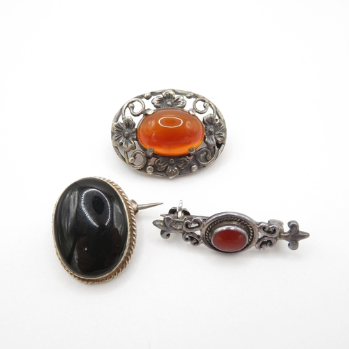 241 - Collection of Sterling Silver Brooches inc. tigers eye, carnelian etc x 5 30.5g