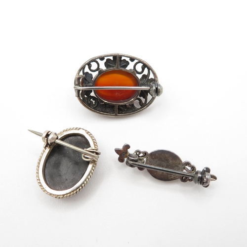 241 - Collection of Sterling Silver Brooches inc. tigers eye, carnelian etc x 5 30.5g