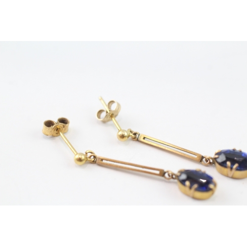 125 - 9ct gold sapphire drop bar earrings (2.2g)