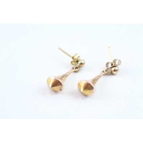 153 - 9ct gold drop earrings (0.8g)