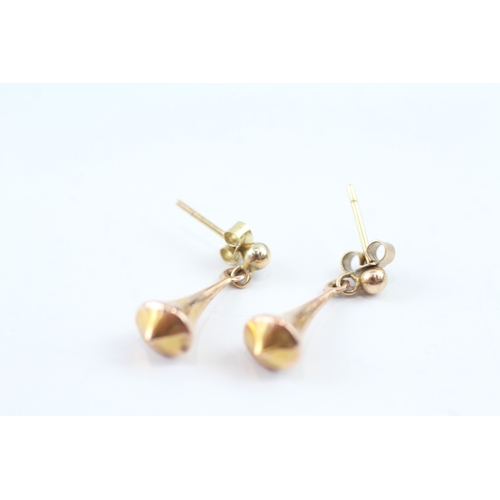 153 - 9ct gold drop earrings (0.8g)