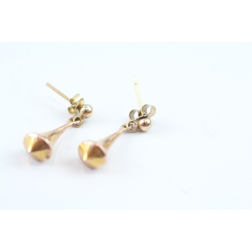 153 - 9ct gold drop earrings (0.8g)