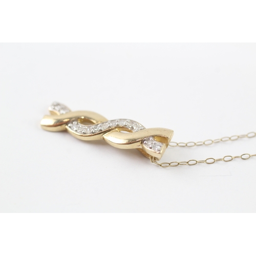 16 - 9ct gold diamond twist pendant necklace (2g)