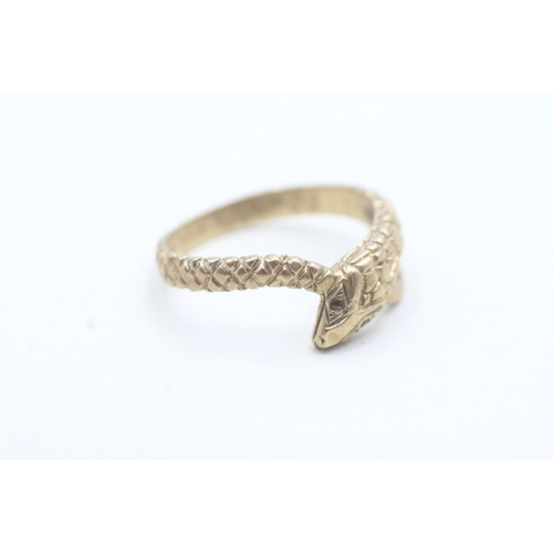 179 - 9ct gold garnet snake ring as found (3.1g) Size Q