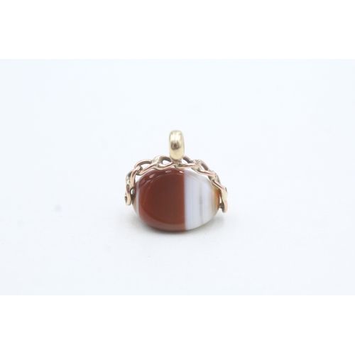 182 - 9ct gold vintage agate swivel fob (2.2g)