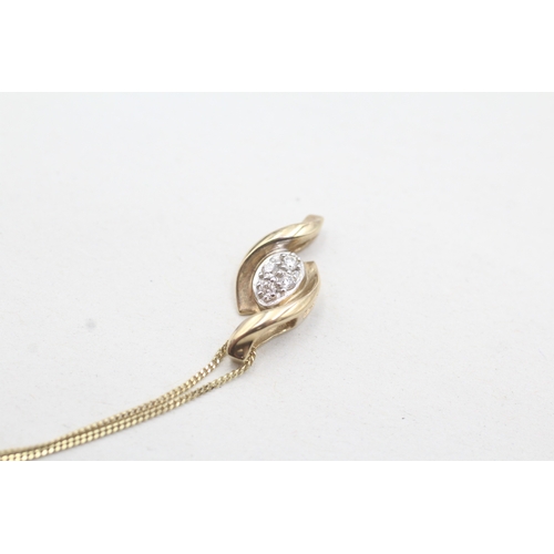 184 - 9ct gold diamond pendant necklace (1.6g)