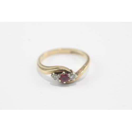 19 - 9ct gold diamond & ruby trilogy bypass ring (2.8g) Size O