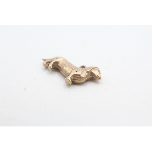 191 - 9ct gold dachshund charm (0.7g)