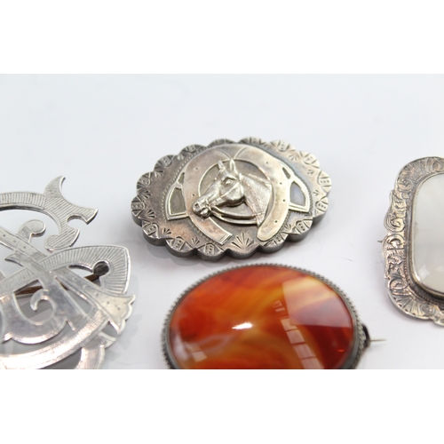 209 - Collection of Silver Antique Brooches inc. Agate, Monogram, Horse x 4 35g