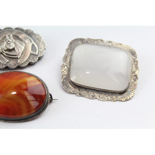 209 - Collection of Silver Antique Brooches inc. Agate, Monogram, Horse x 4 35g