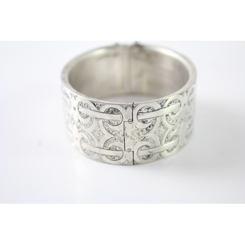 220 - Victorian Sterling Silver Hand Etched Bangle 42g