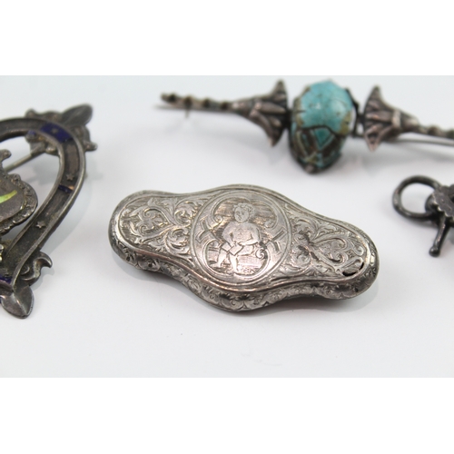 269 - Collection of Silver Antique Brooches inc. Egyptian, Enamel, Fish x 4 30g