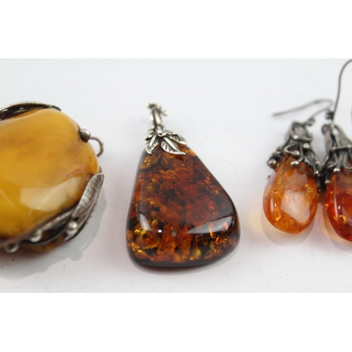 272 - Collection of Sterling Silver Amber Jewellery inc. Baltic, Egg Yolk x 4 48g