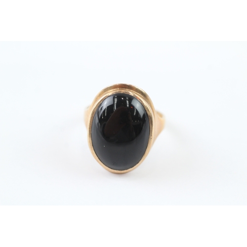 3 - 9ct rose gold onyx cocktail ring (7.2g) Size T