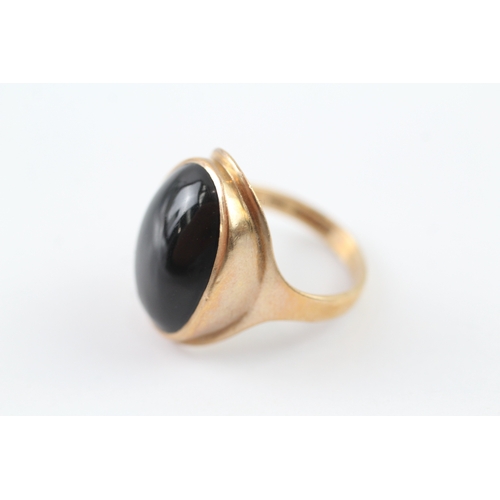 3 - 9ct rose gold onyx cocktail ring (7.2g) Size T