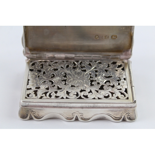 305 - Early Victorian 1862 Birmingham Sterling Silver Snuff / Vinaigrette Box (87g)