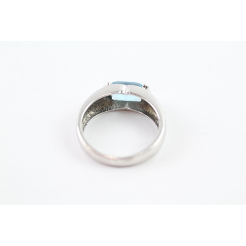 33 - 9ct white gold diamond & blue topaz dress ring (3g) Size M