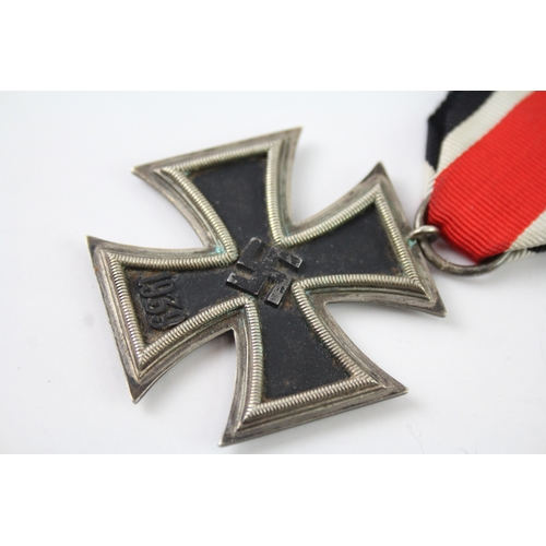 351 - WW2 German Iron Cross 2nd Class