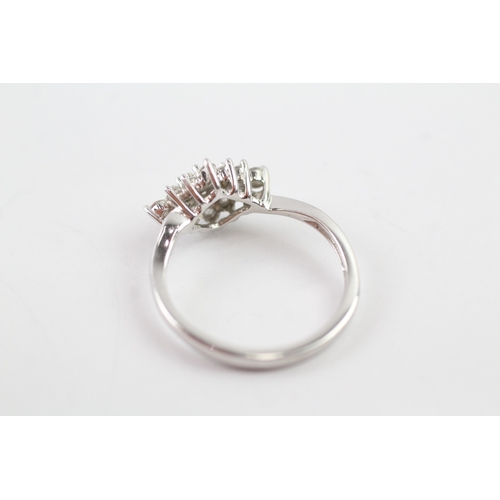 37 - 9ct white gold cocktail ring (2.6g) Size O