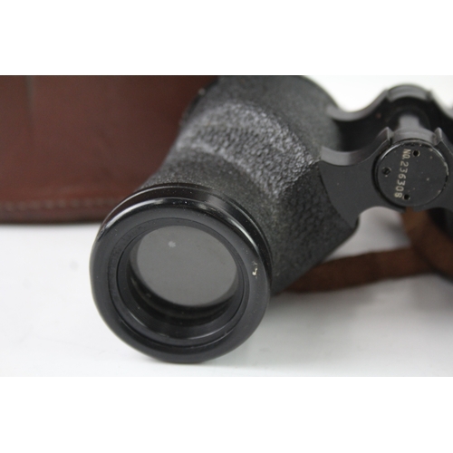 397 - M3 6x30 Nash-Kelvinator Corp. 1943 H.M.R. WW2 Binoculars Mechanically Working