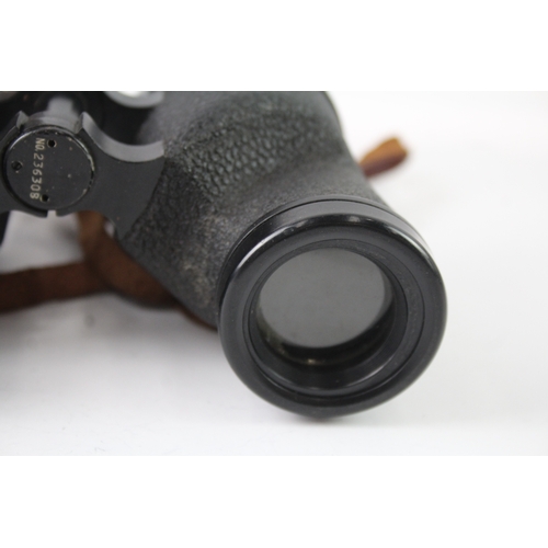 397 - M3 6x30 Nash-Kelvinator Corp. 1943 H.M.R. WW2 Binoculars Mechanically Working