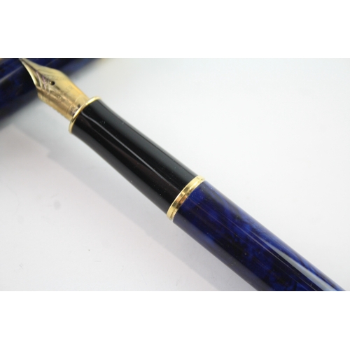 423 - Vintage Parker Sonnet Blue Lacquer Fountain Pen w/ 18ct Gold Nib WRITING