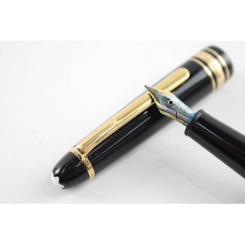 425 - Montblanc Meisterstuck Black Cased Fountain Pen w/ 14ct White Gold Nib WRITING